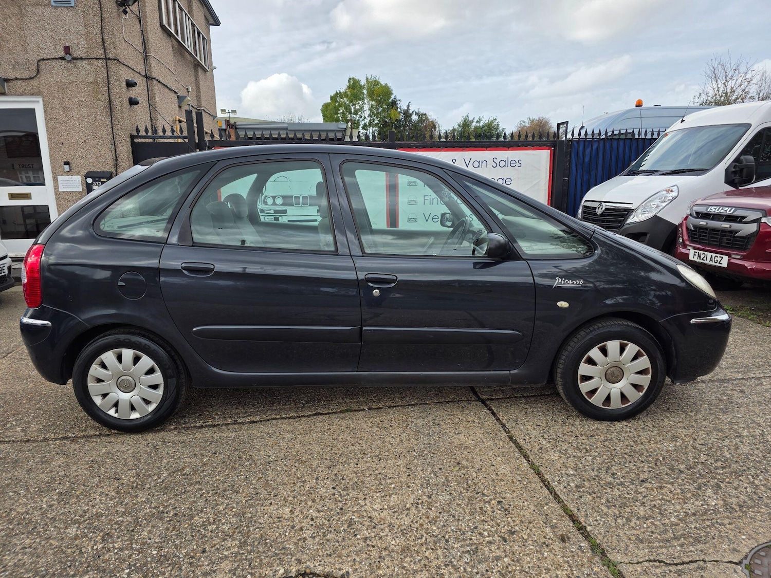 Used Citroen Xsara Picasso 2006 for sale - 76409279: Photo 2