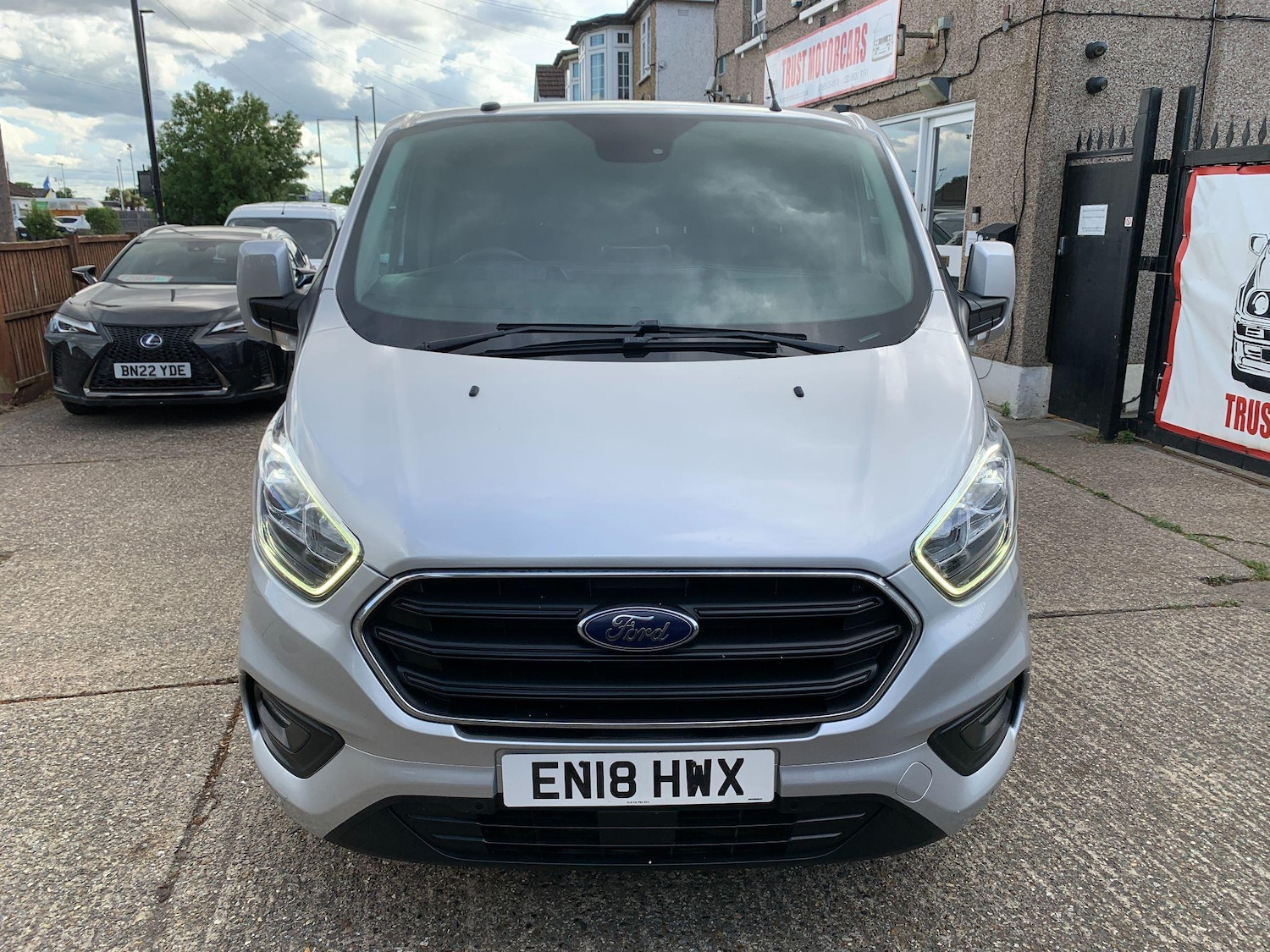 Used Ford Transit Custom 2018 for sale - 76766029: Photo 10