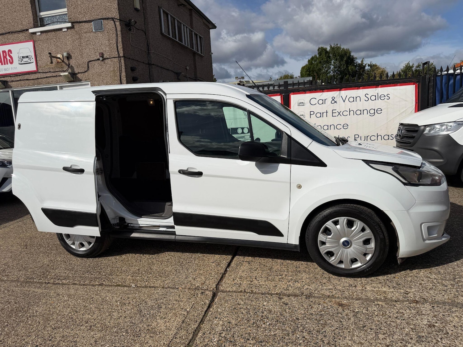 Used Ford Transit Connect 2019 for sale - 76200116: Photo 29