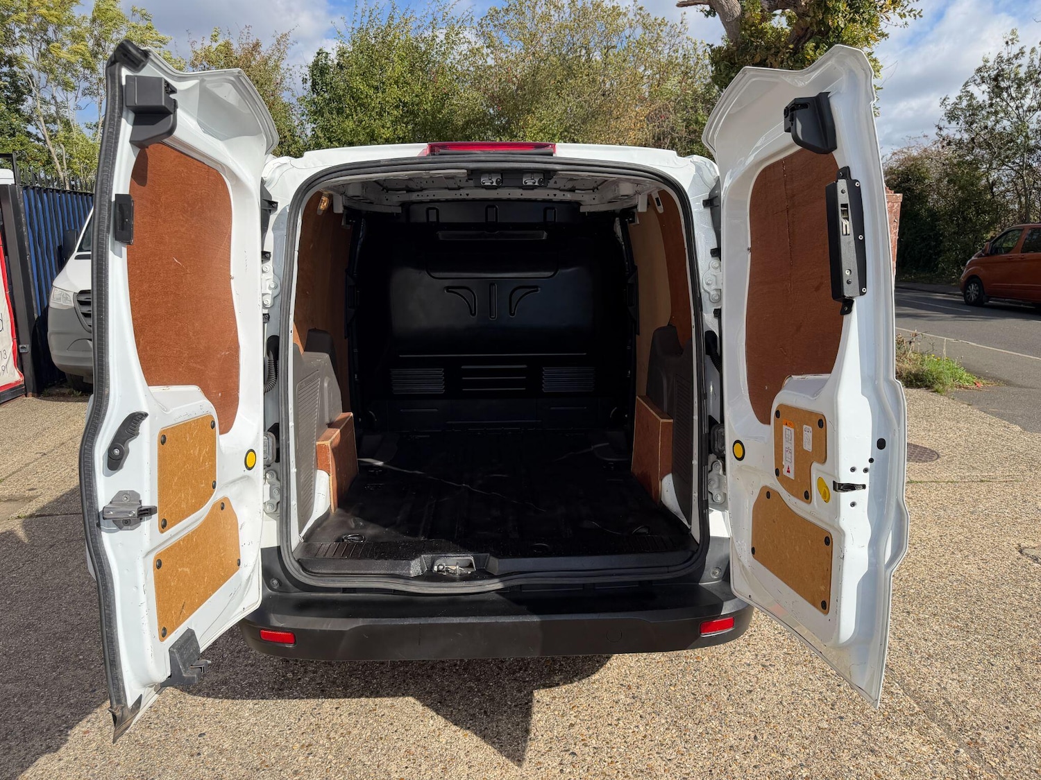 Used Ford Transit Connect 2019 for sale - 76200116: Photo 4