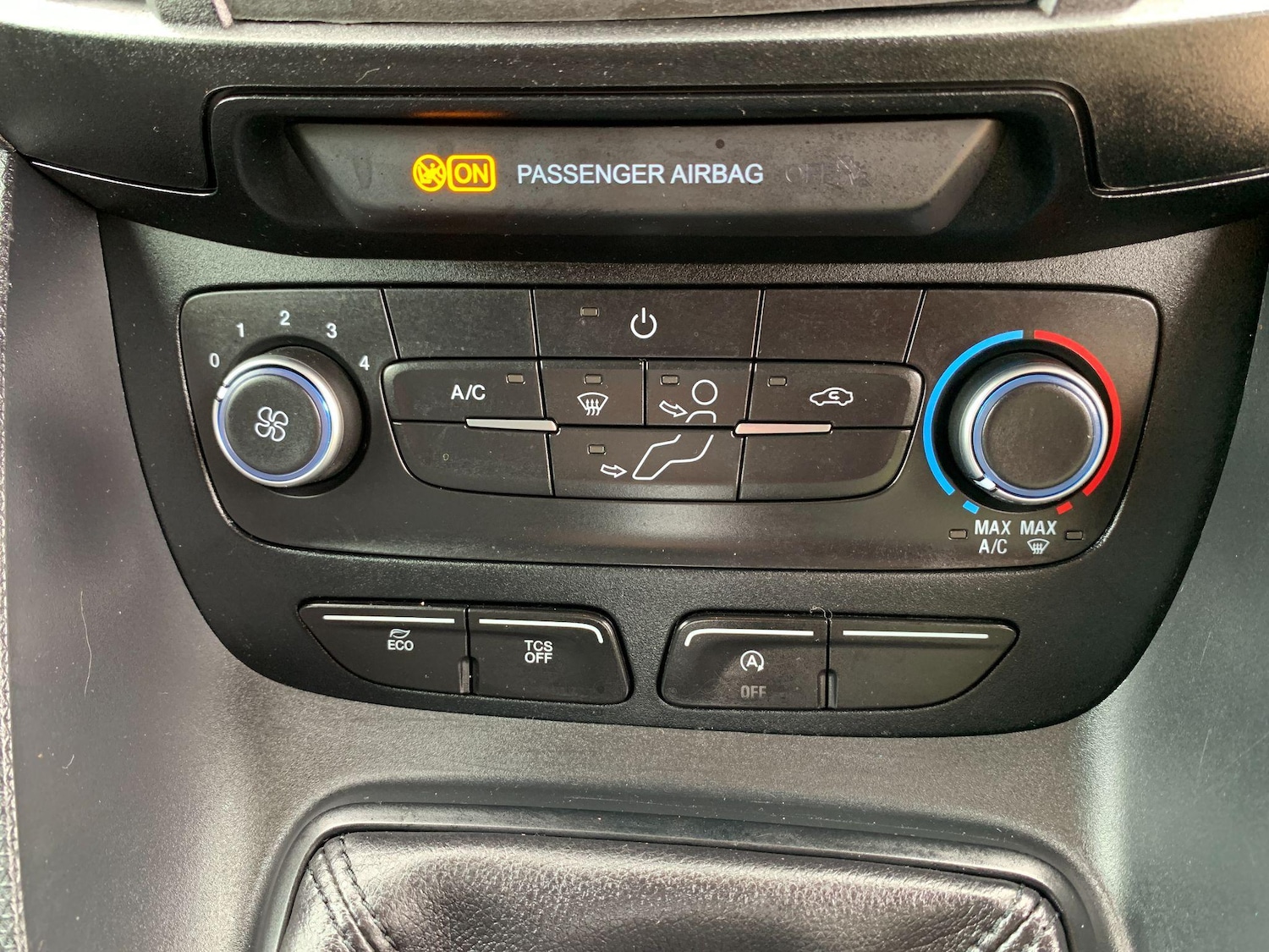 Used Ford Transit Connect 2020 for sale - 76989083: Photo 28