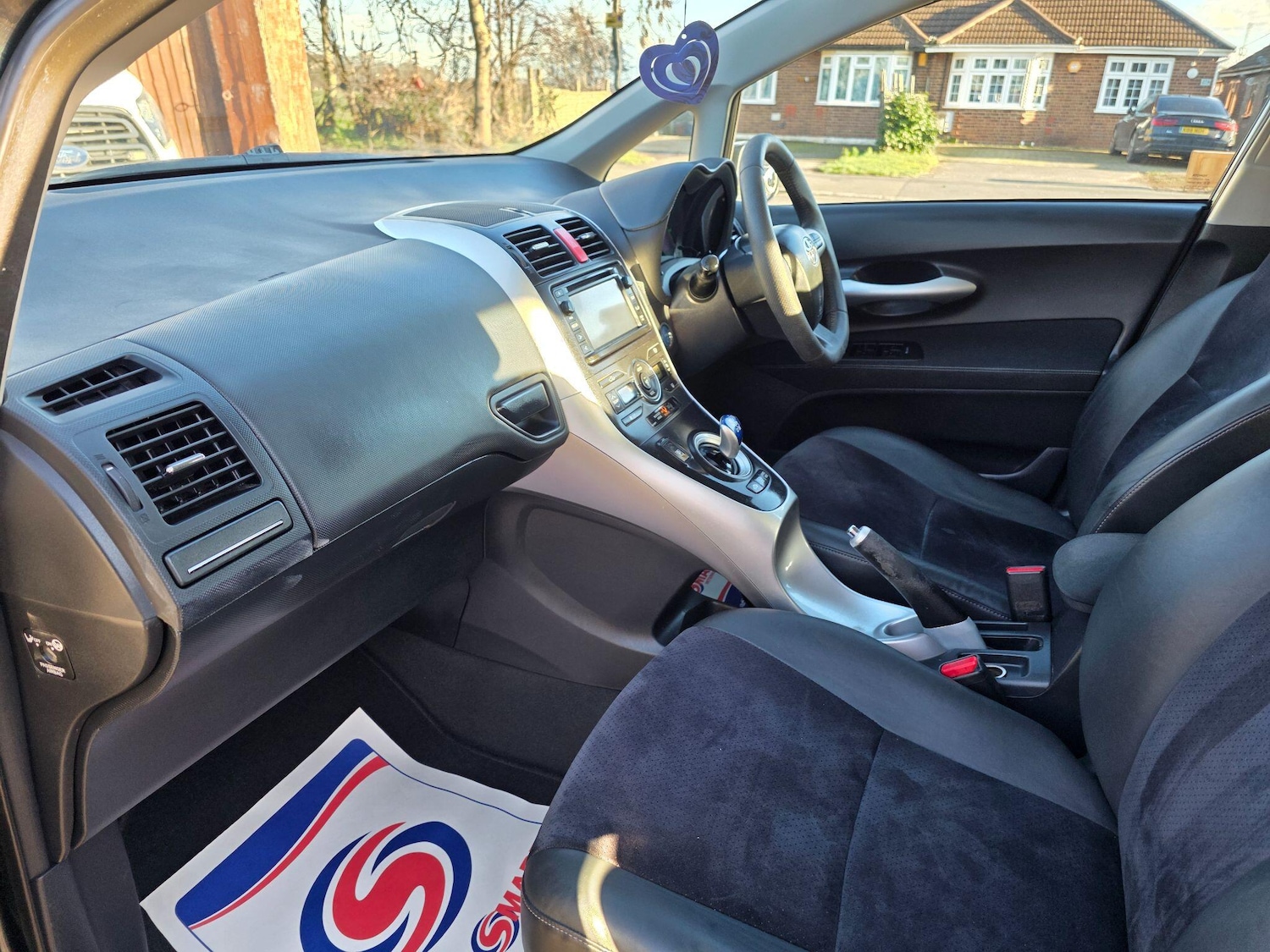 Used Toyota Auris 2012 for sale - 77468310: Photo 27