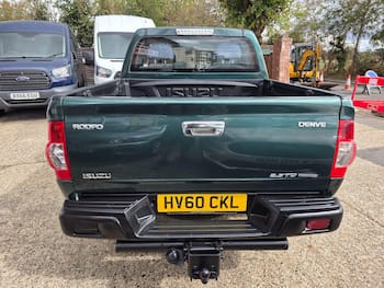 Used Isuzu Rodeo 2010 for sale - 79874387: Photo