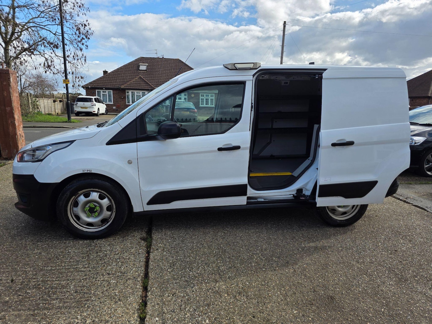 Used Ford Transit Connect 2019 for sale - 77710027: Photo 8
