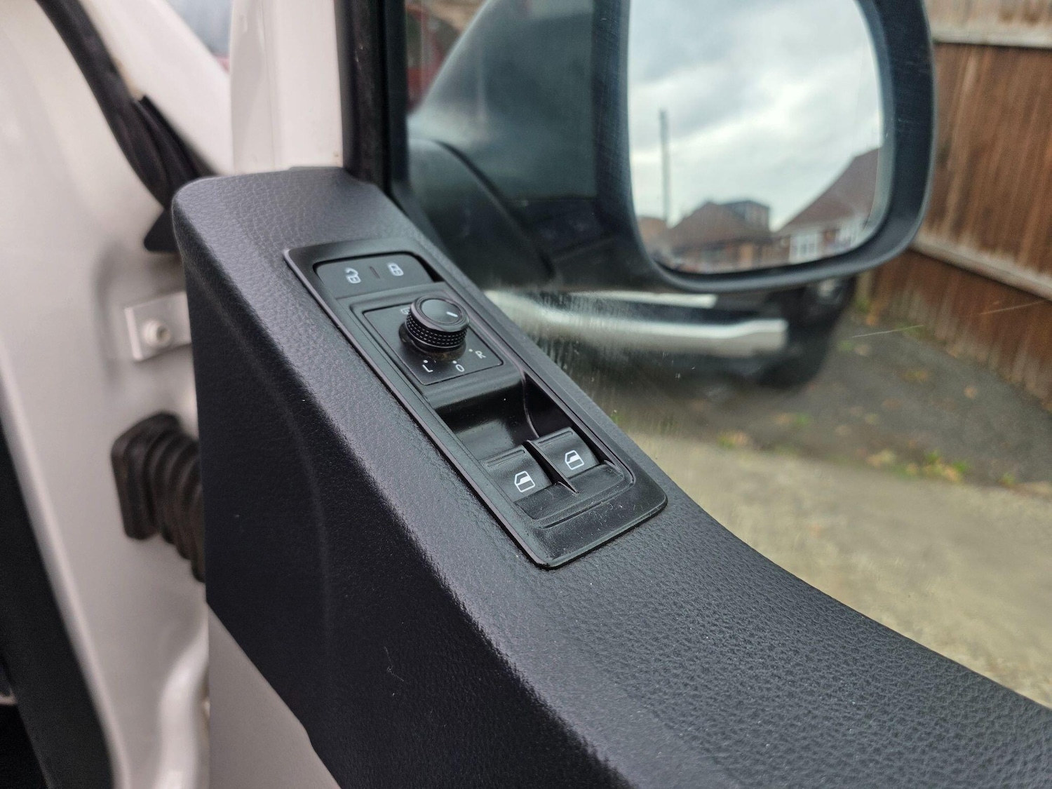 Used Volkswagen Transporter 2016 for sale - 76315222: Photo 31