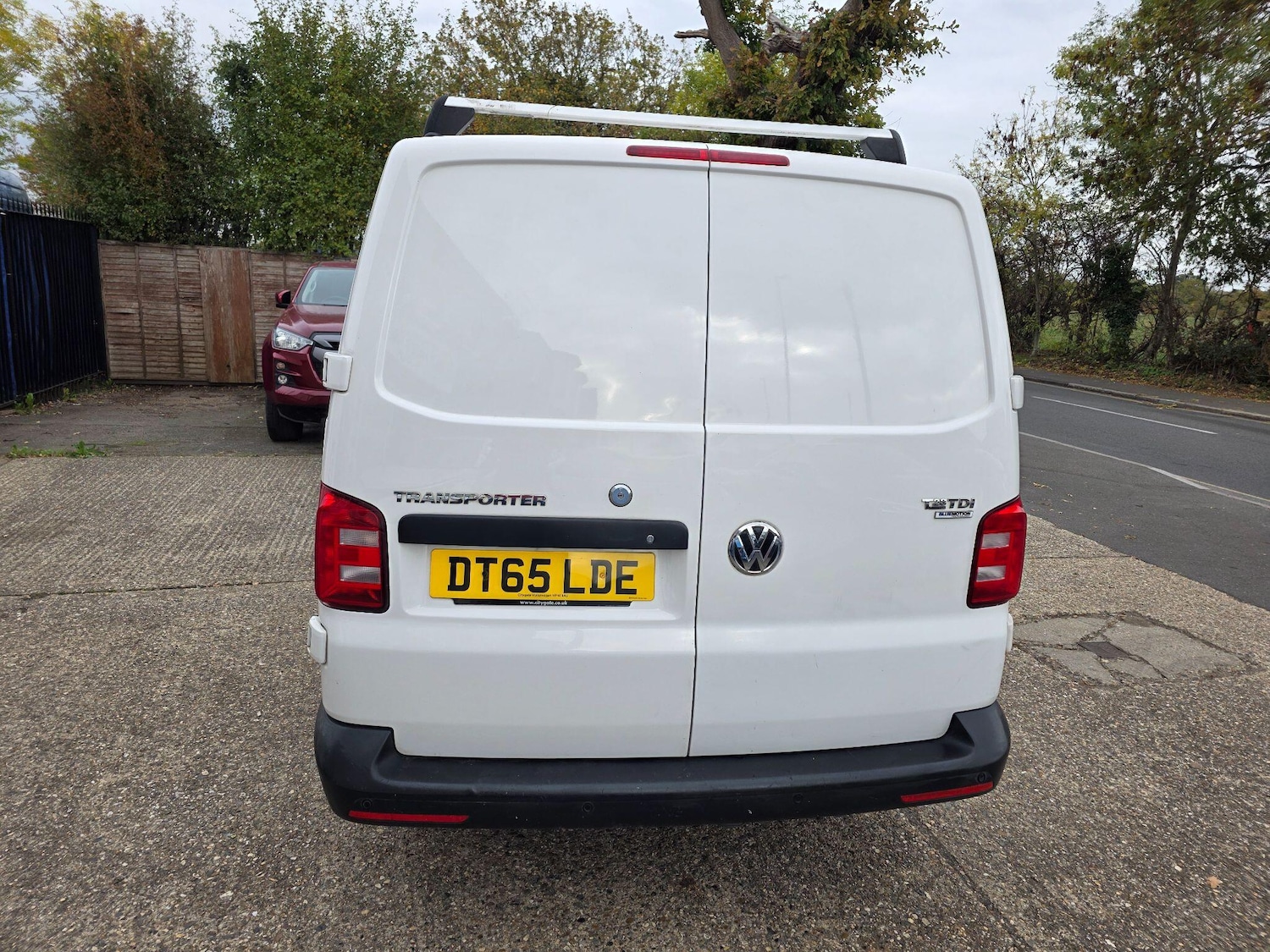 Used Volkswagen Transporter 2016 for sale - 76315222: Photo 4