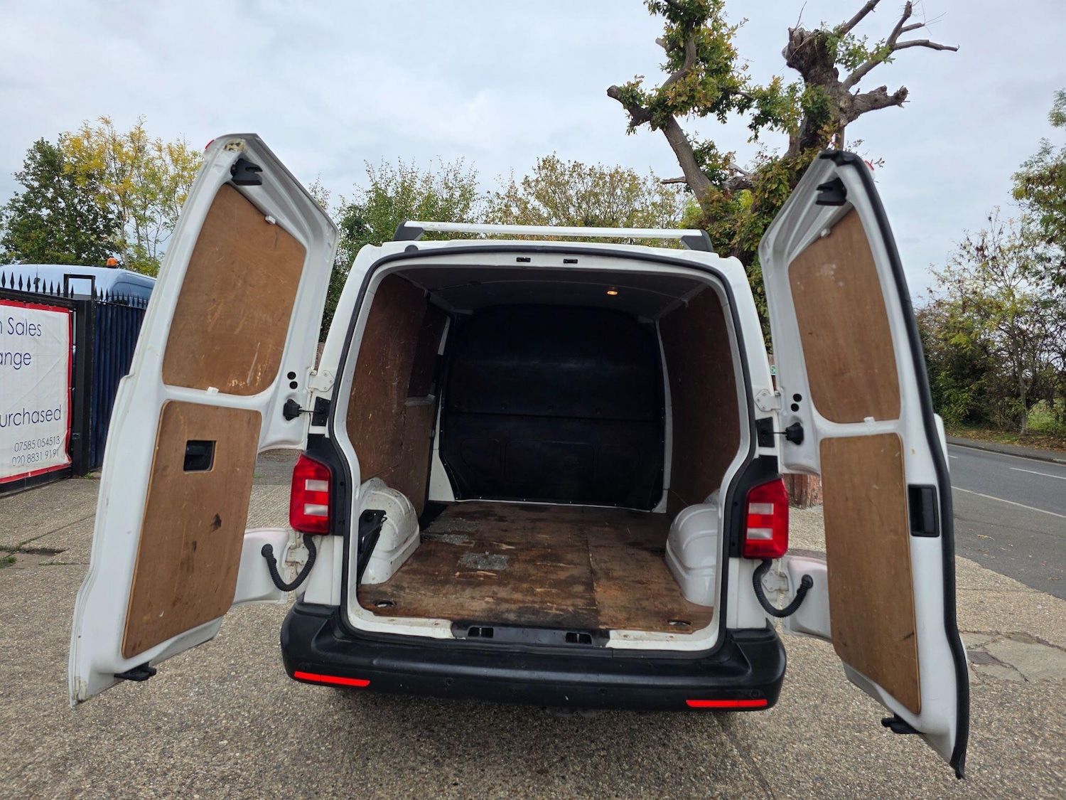 Used Volkswagen Transporter 2016 for sale - 76315222: Photo 5