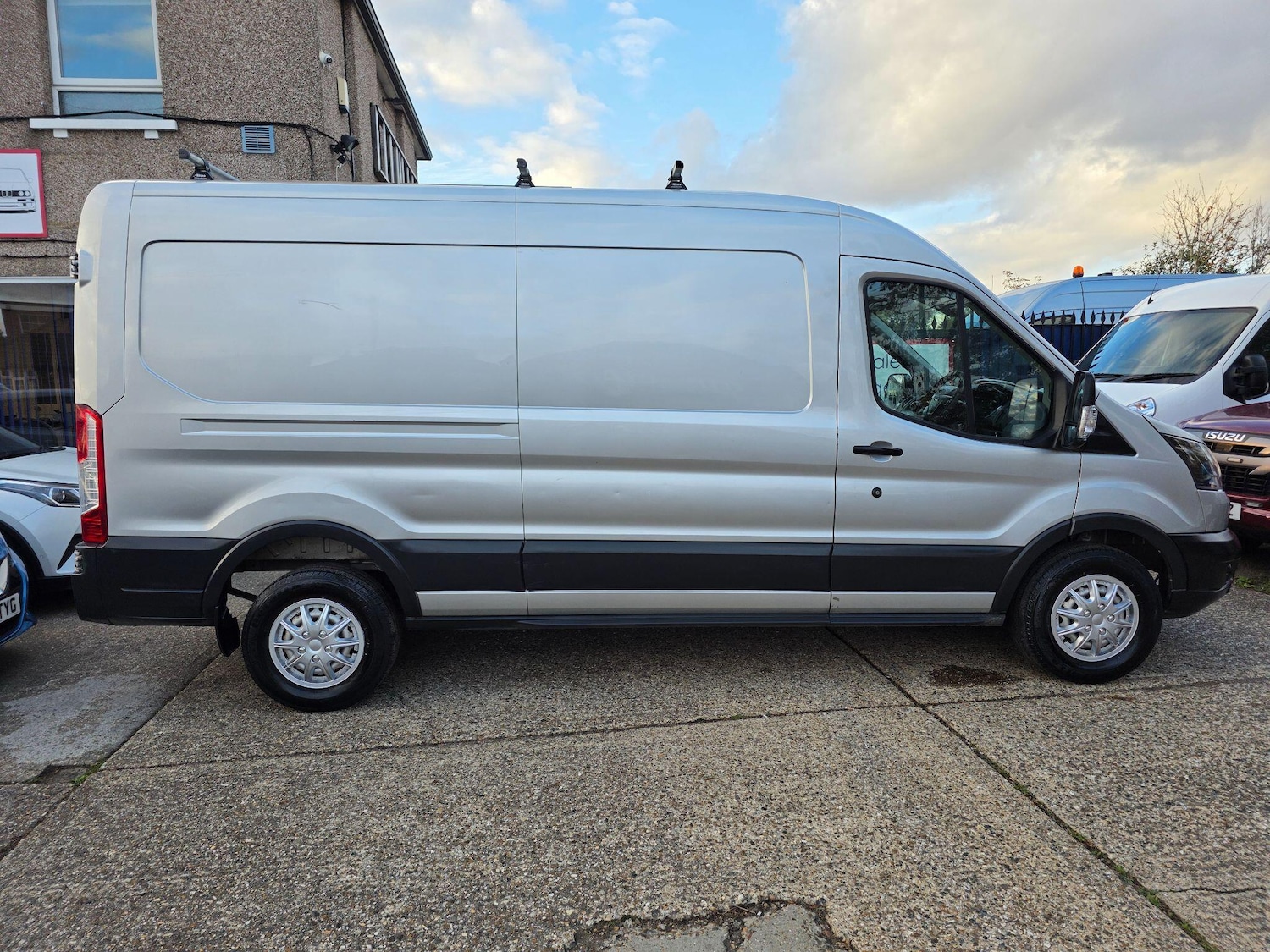 Used Ford Transit 2016 for sale - 76408919: Photo 2