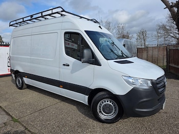 Mercedes-Benz Sprinter feature image