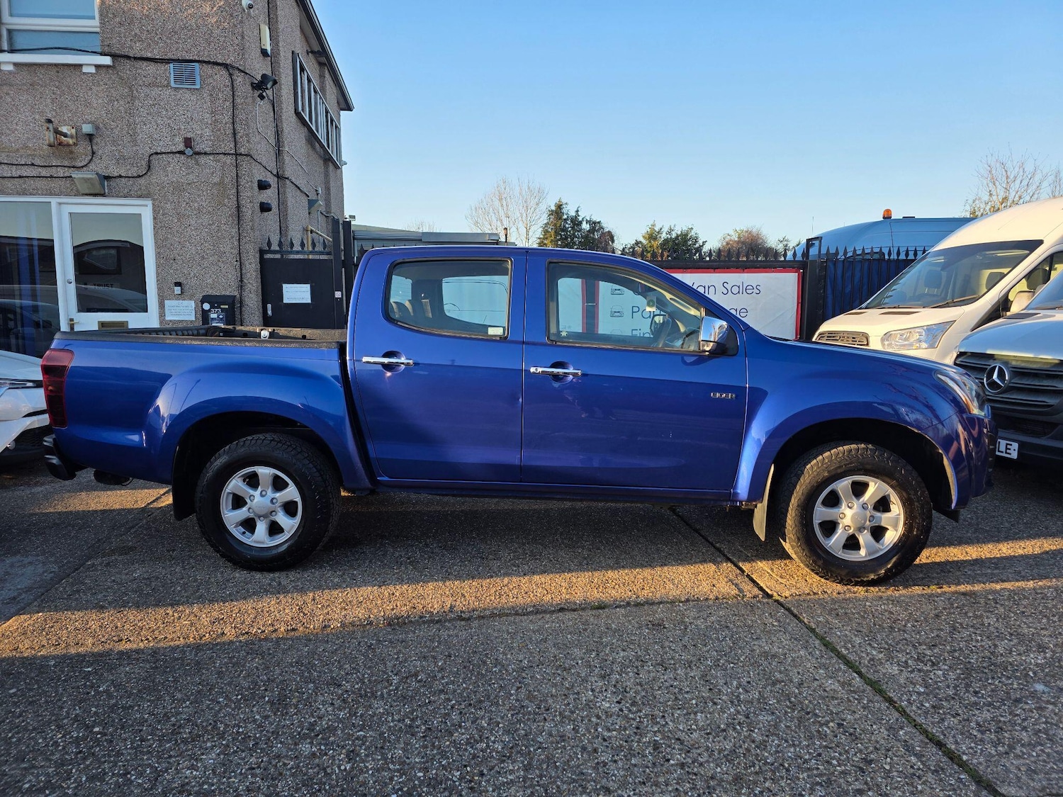 Used Isuzu D-Max 2019 for sale - 77119963: Photo 2