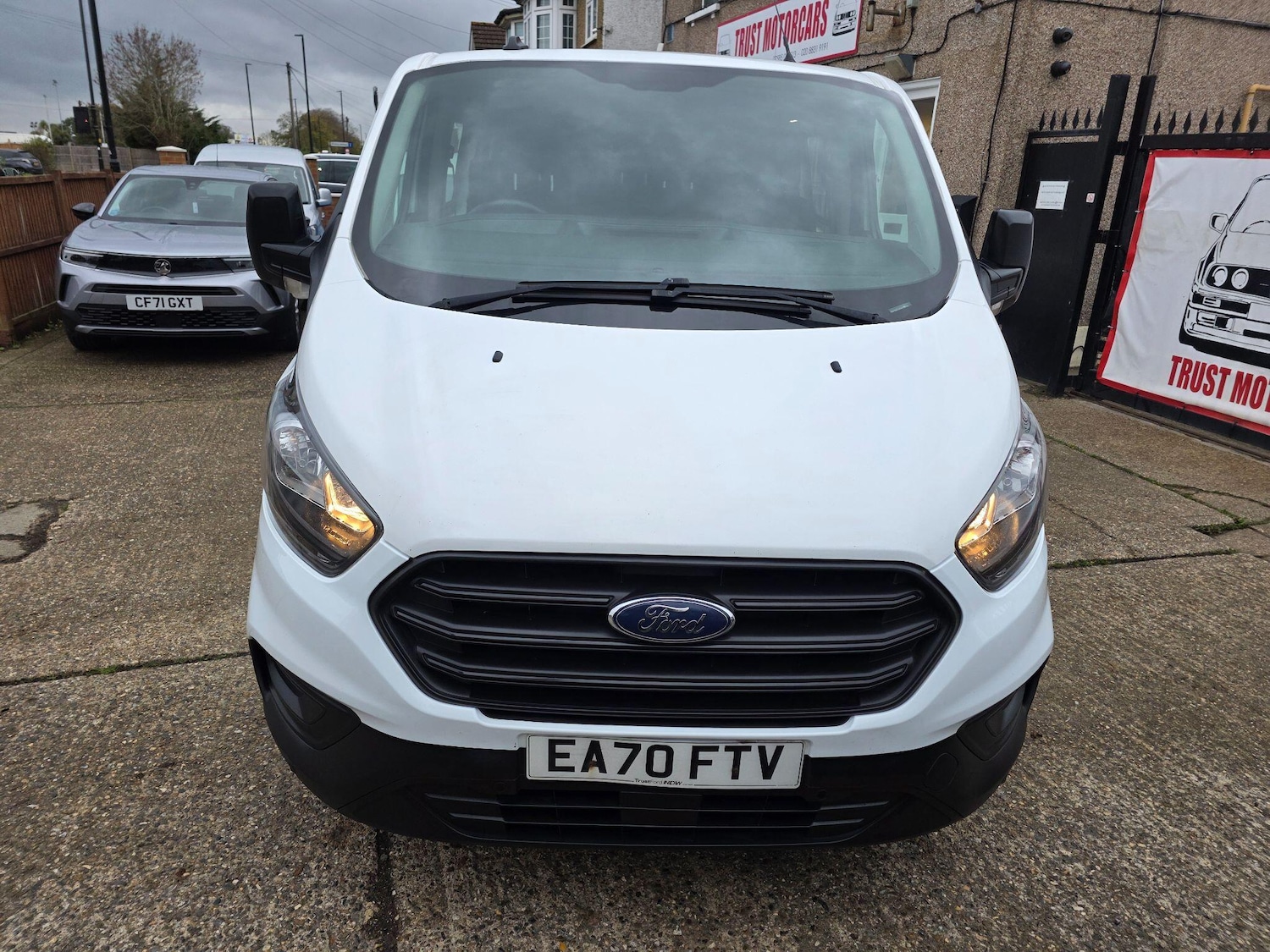 Used Ford Transit Custom 2020 for sale - 76561983: Photo 10
