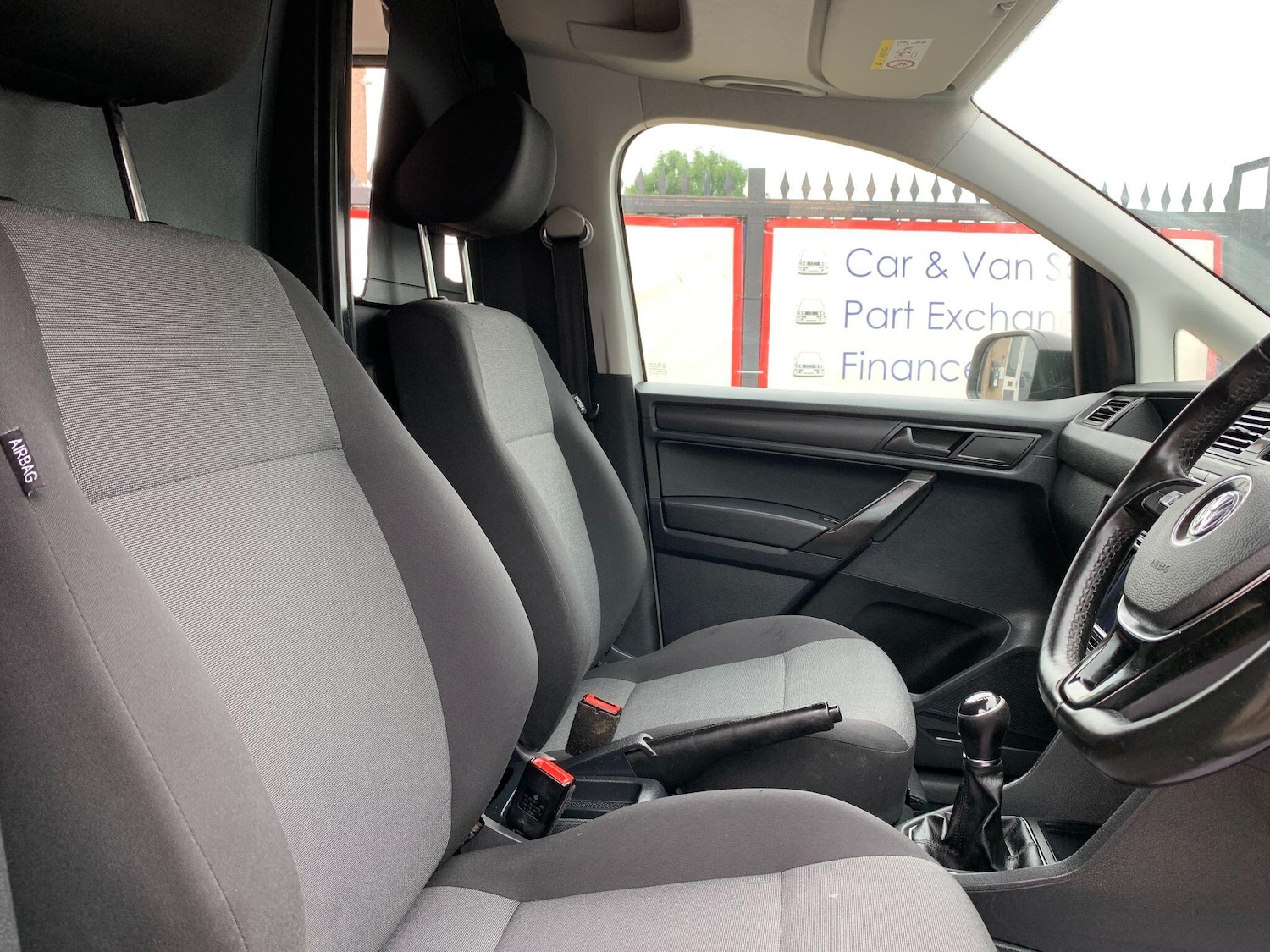 Used Volkswagen Caddy Maxi 2019 for sale - 76995157: Photo 14