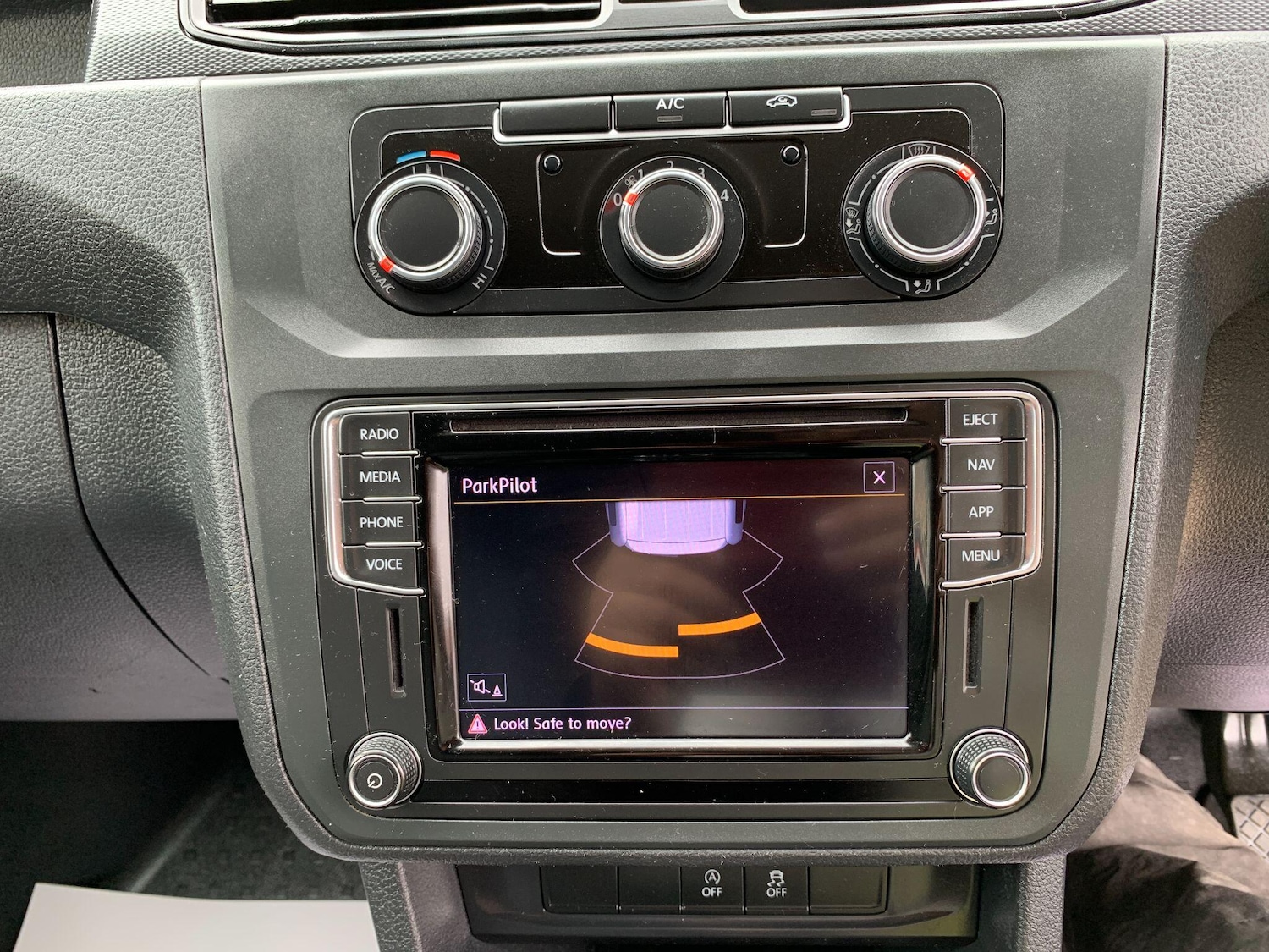 Used Volkswagen Caddy Maxi 2019 for sale - 76995157: Photo 15