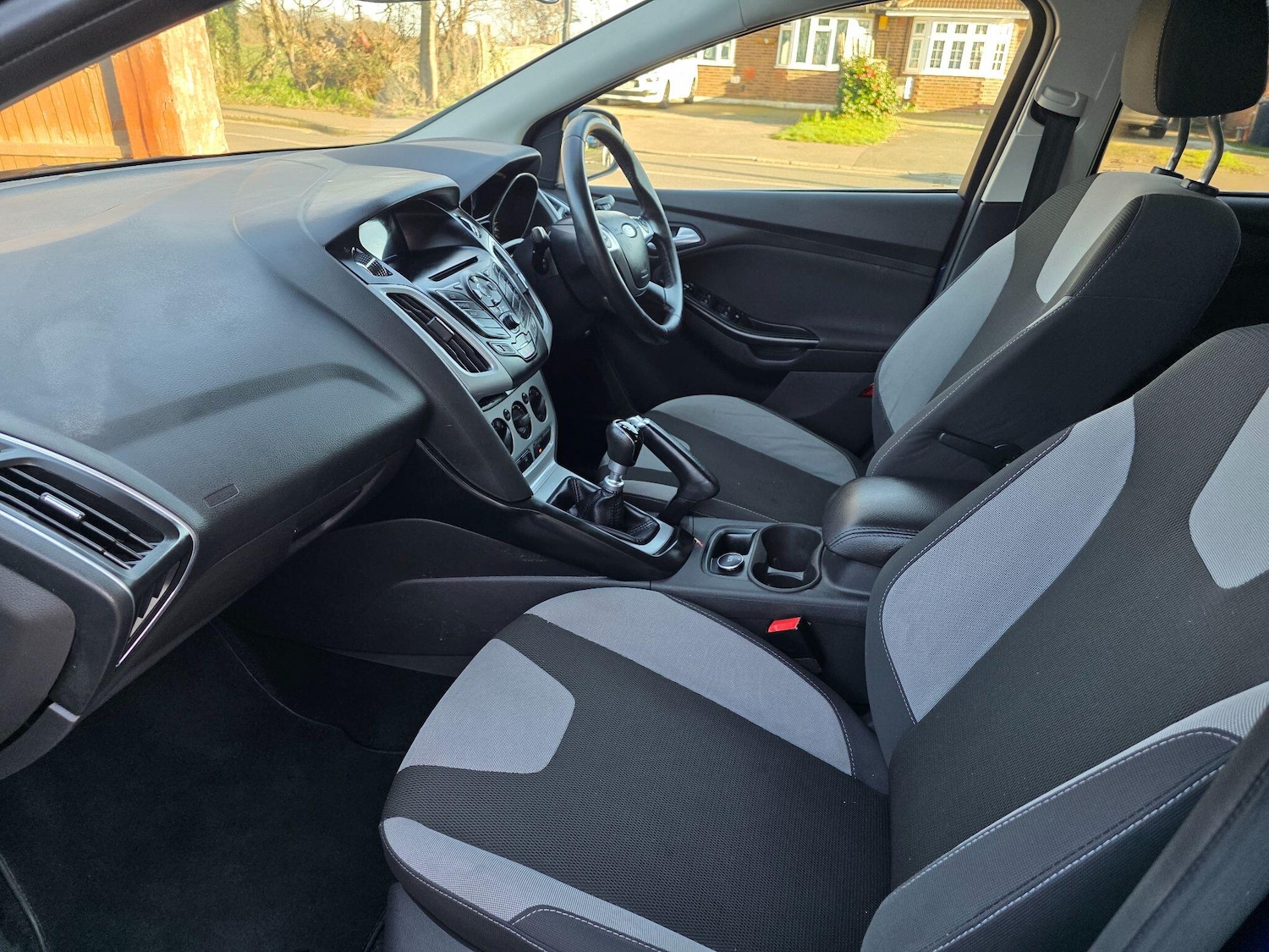 Used Ford Focus 2013 for sale - 77737373: Photo 11