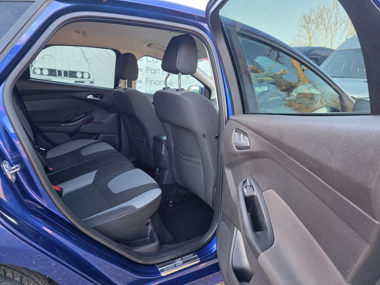 Used Ford Focus 2013 for sale - 77737373: Photo 16