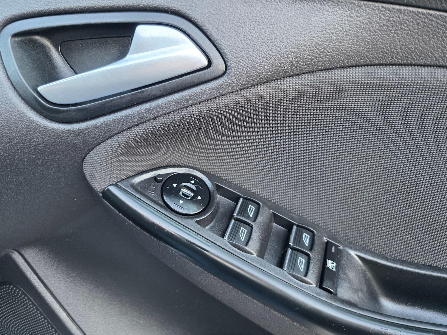 Used Ford Focus 2013 for sale - 77737373: Photo 19