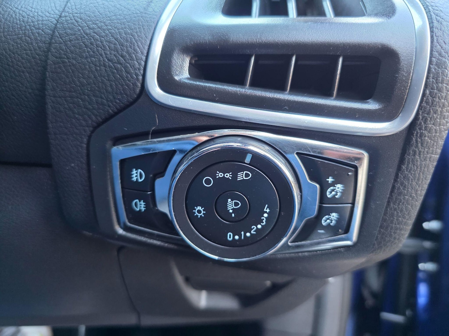 Used Ford Focus 2013 for sale - 77737373: Photo 26