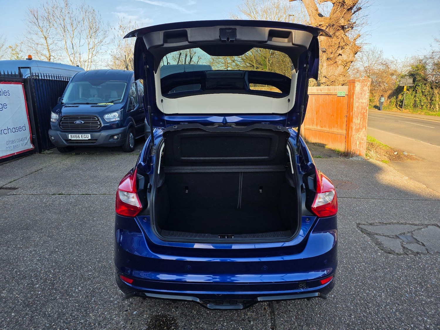 Used Ford Focus 2013 for sale - 77737373: Photo 5