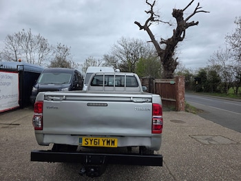 Used Toyota Hilux 2012 for sale - 78430252: Photo