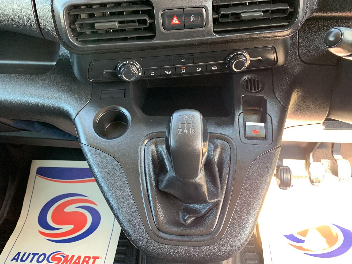 Vehicle 29