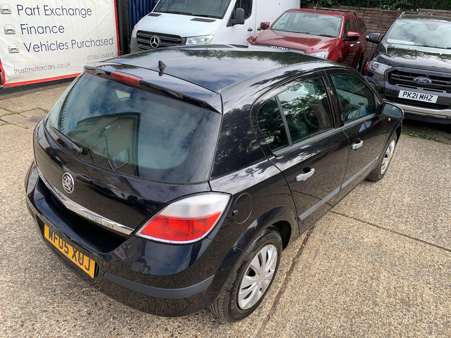 Vehicle 29
