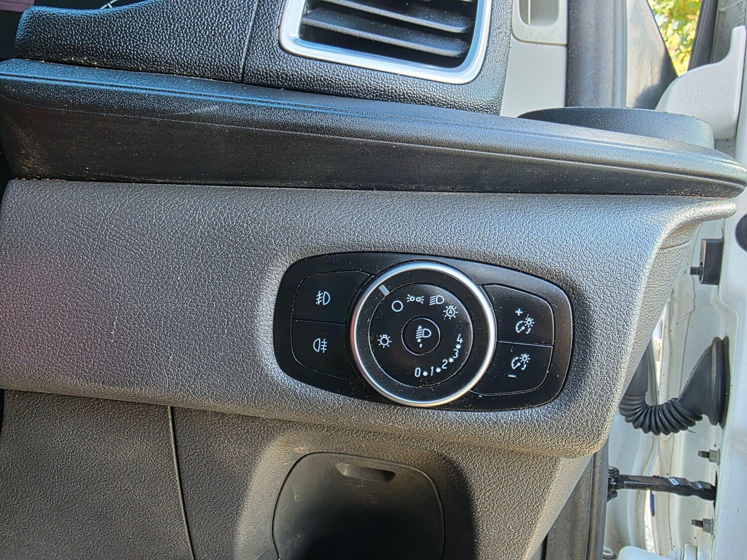 Used Ford Transit Custom 2019 for sale - 76371328: Photo 28