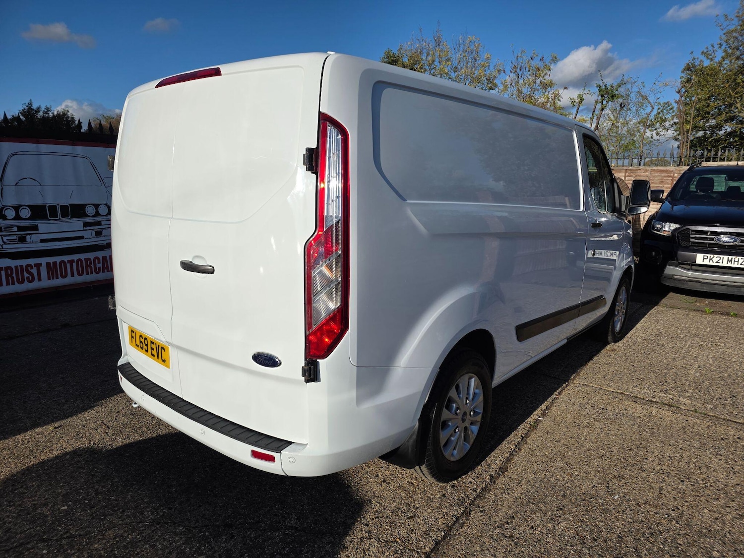 Used Ford Transit Custom 2019 for sale - 76371328: Photo 3