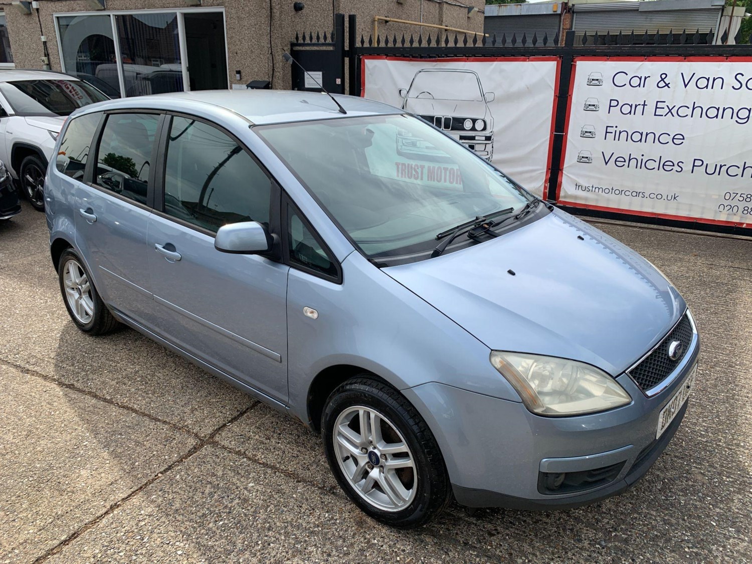 Ford Focus C-Max (07) - 1.6 16v Zetec 5dr - Image 23