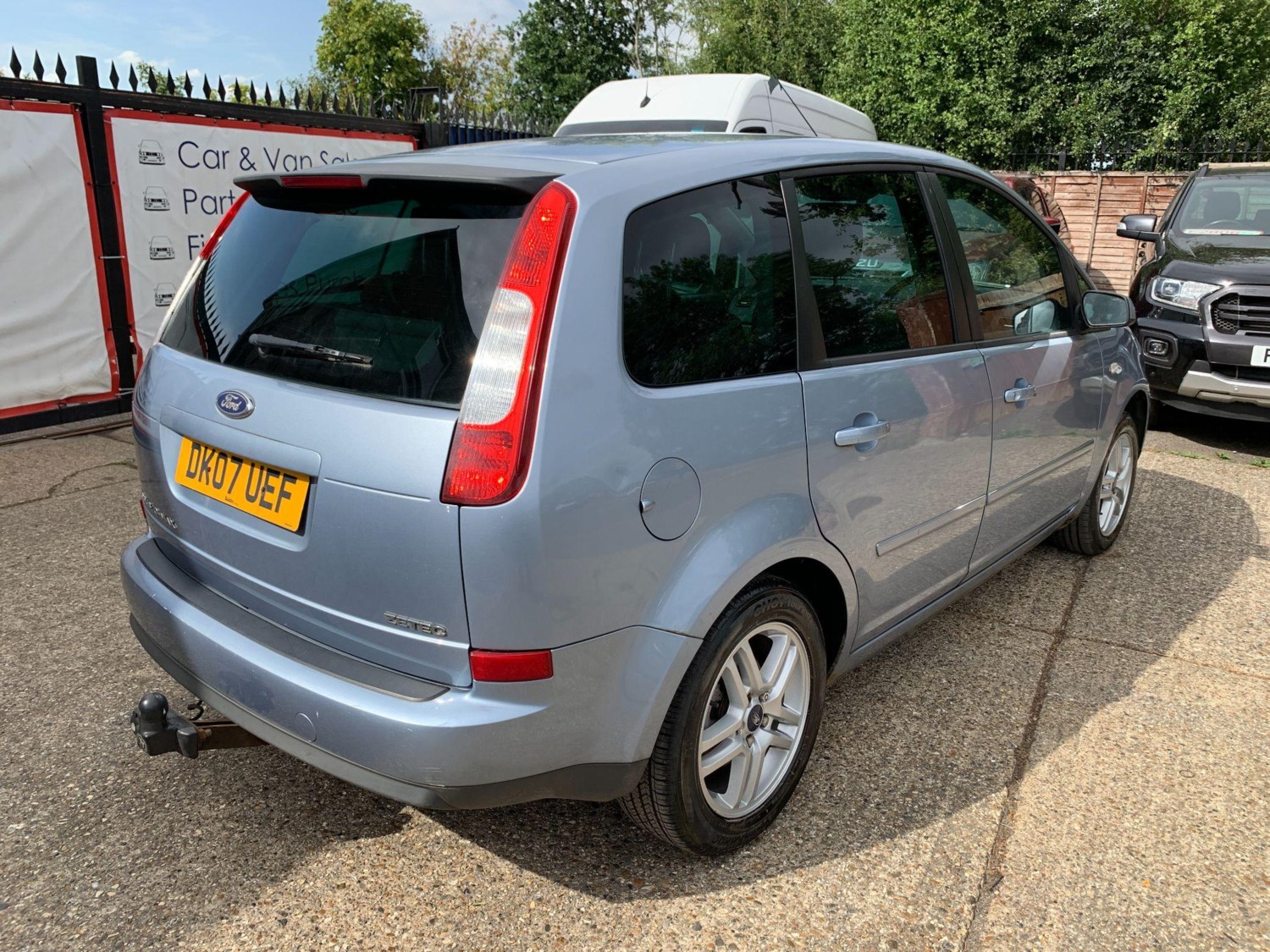Ford Focus C-Max (07) - 1.6 16v Zetec 5dr - Image 3