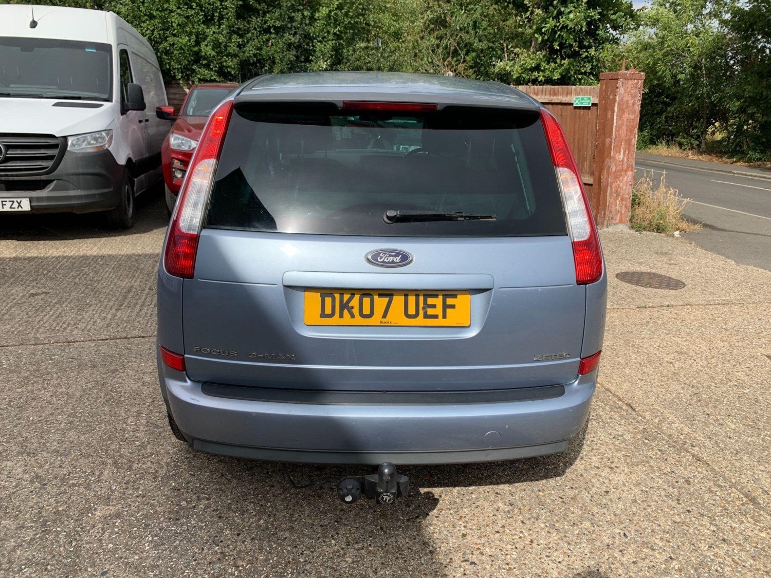 Ford Focus C-Max (07) - 1.6 16v Zetec 5dr - Image 4