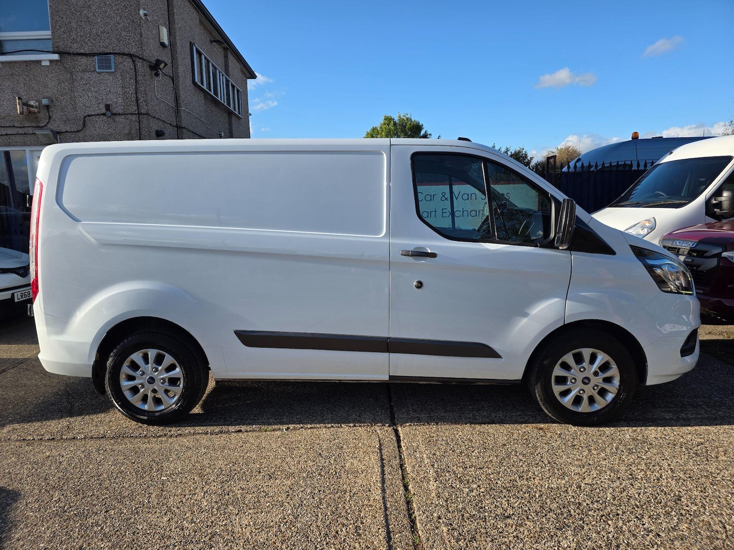 Used Ford Transit Custom 2019 for sale - 76989592: Photo 2
