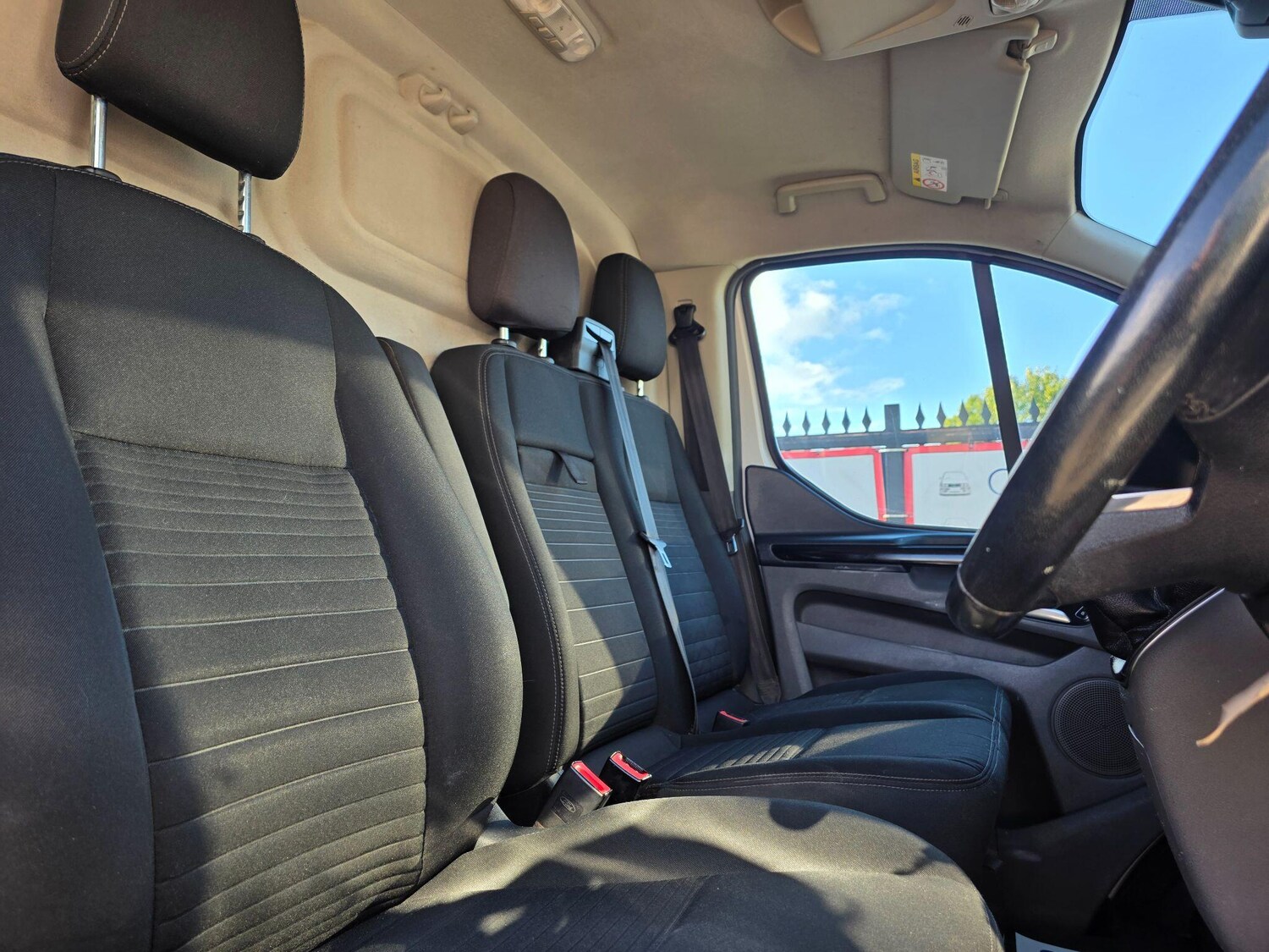 Used Ford Transit Custom 2019 for sale - 76989592: Photo 26