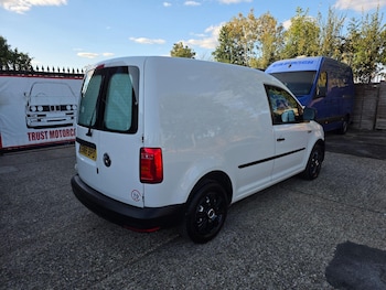 Used Volkswagen Caddy 2018 for sale - 79453062: Photo