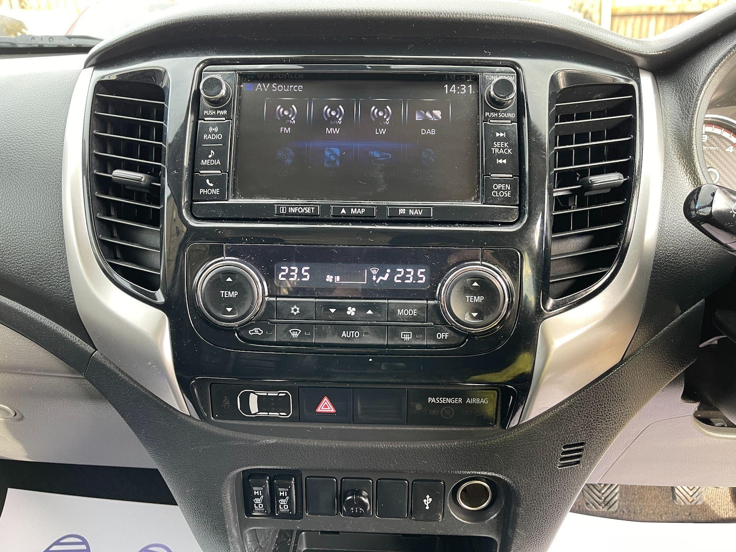 Vehicle 29