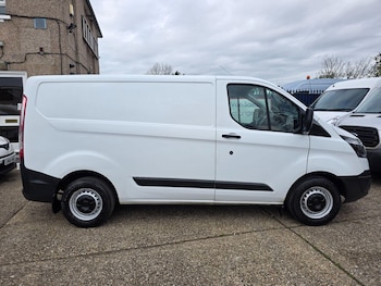 Used Ford Transit Custom 2017 for sale - 77331607: Photo