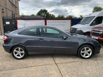 Used Mercedes-Benz C-Class 2006 for sale - 75459412: Photo