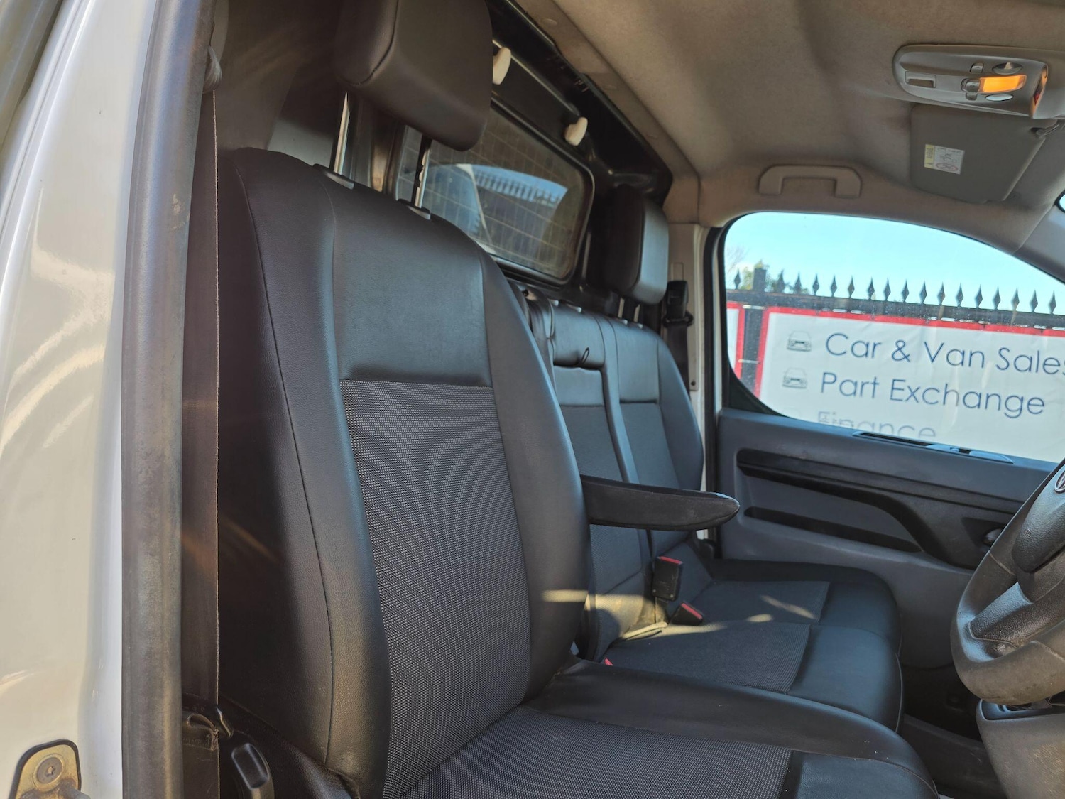 Used Toyota ProAce 2017 for sale - 76632829: Photo 15