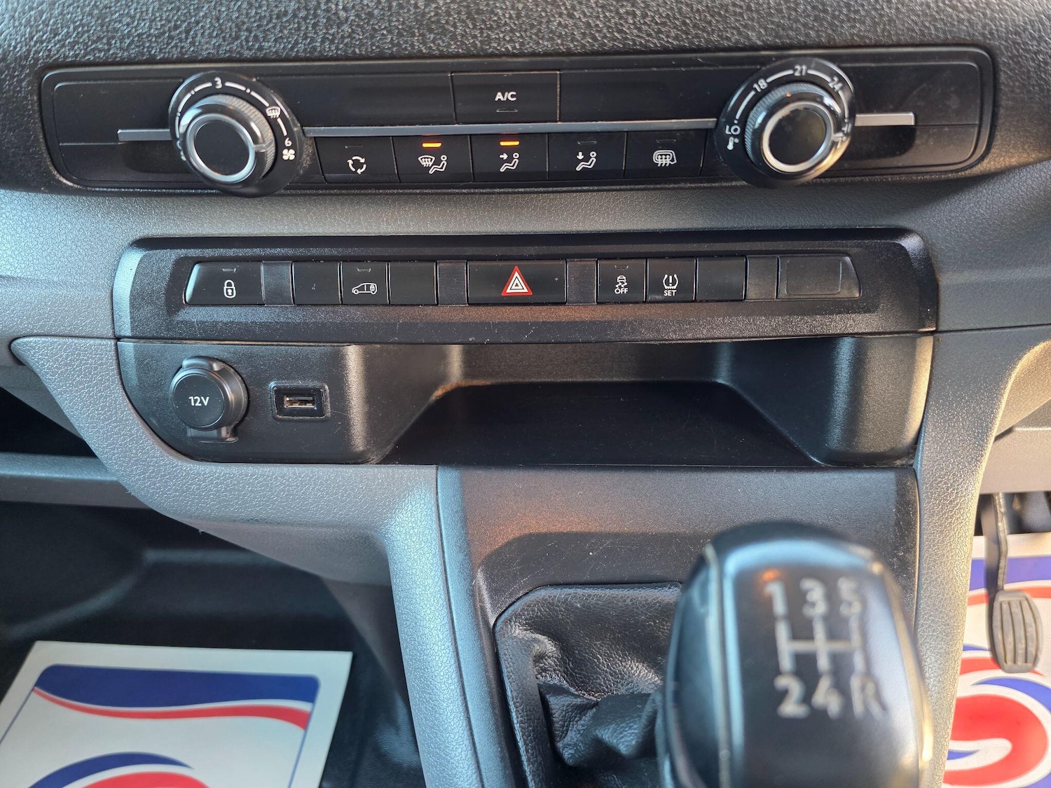 Used Toyota ProAce 2017 for sale - 76632829: Photo 24