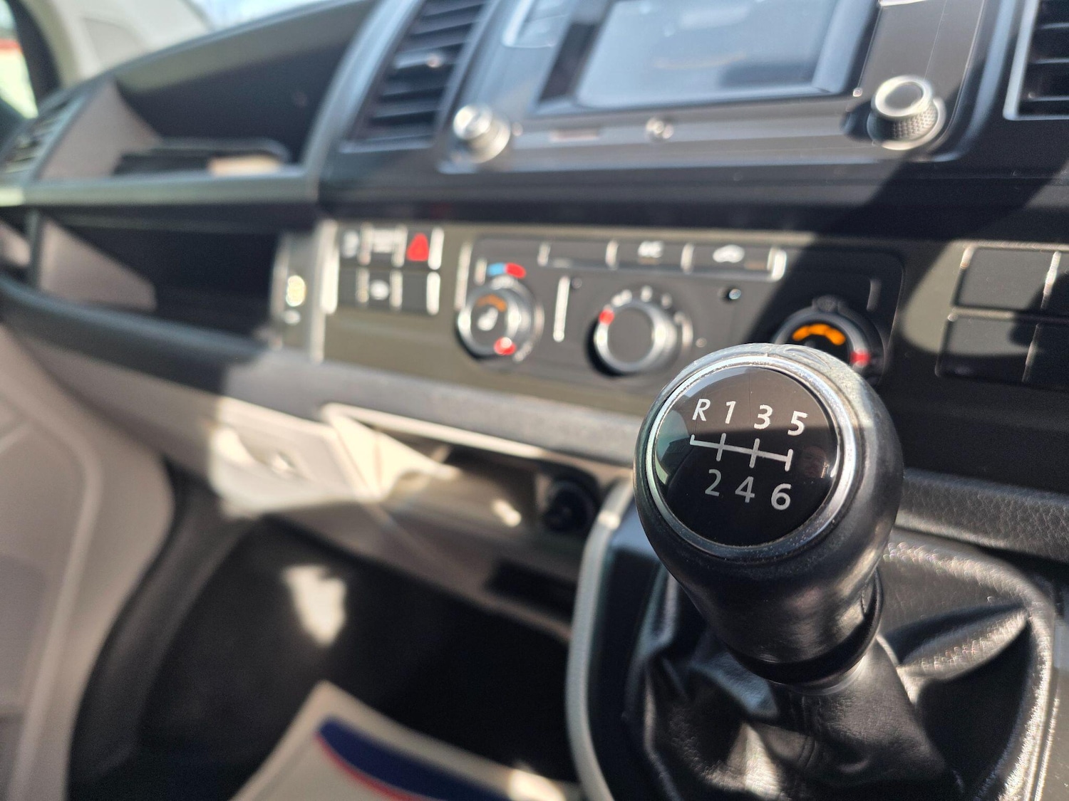 Used Volkswagen Transporter 2016 for sale - 77585657: Photo 20