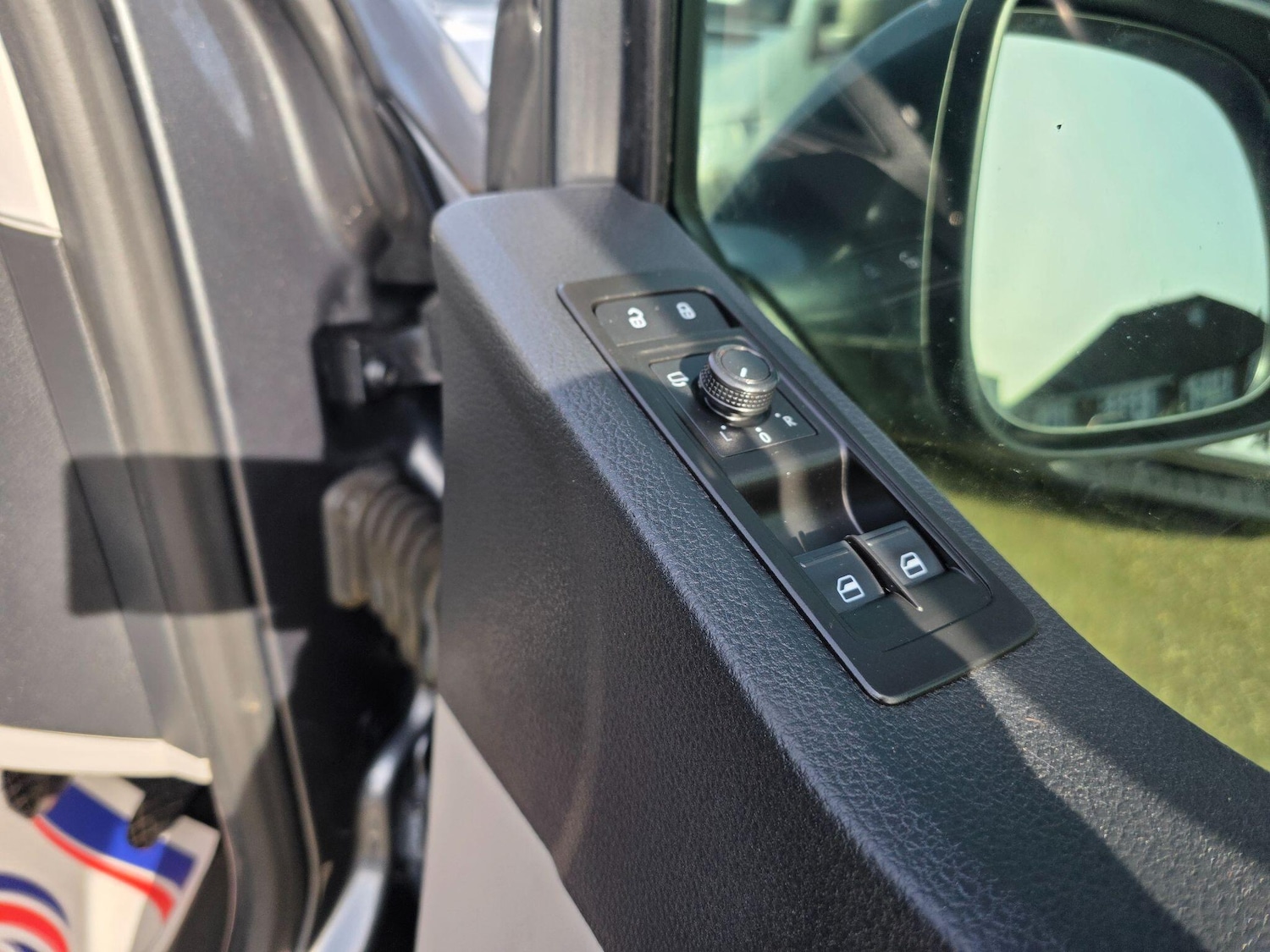 Used Volkswagen Transporter 2016 for sale - 77585657: Photo 28