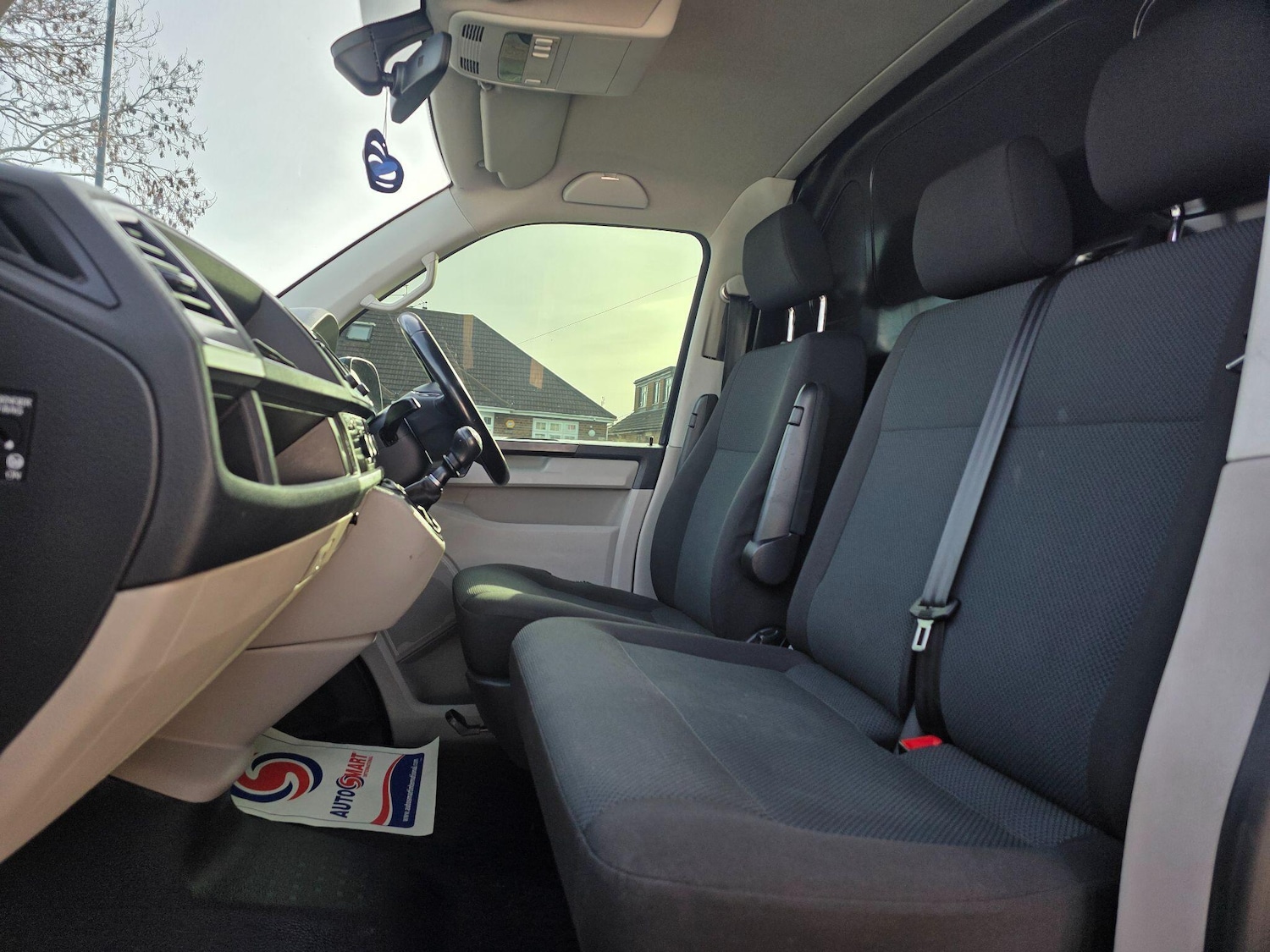 Used Volkswagen Transporter 2016 for sale - 77585657: Photo 37