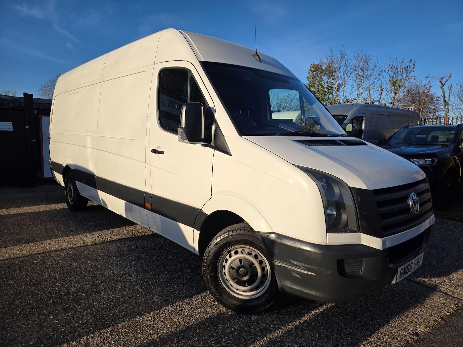 Used Volkswagen Crafter 2017 for sale - 76742520: Photo 1