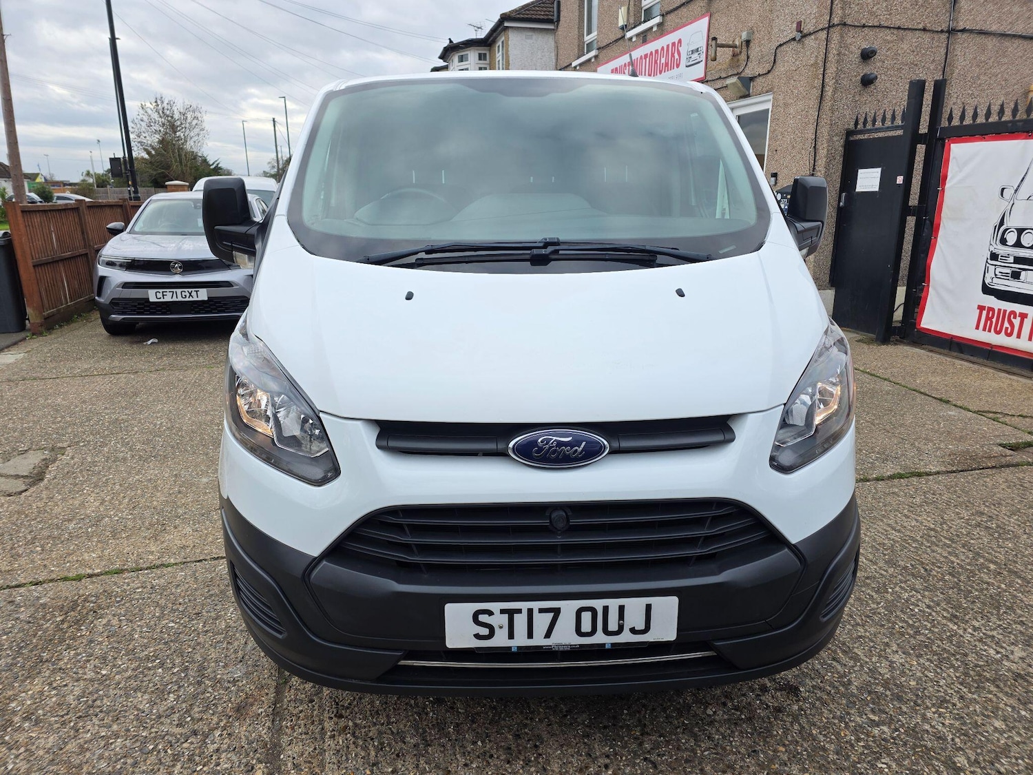 Used Ford Transit Custom 2017 for sale - 76997576: Photo 9