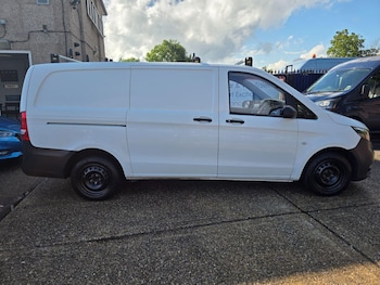Used Mercedes-Benz Vito 2018 for sale - 78854761: Photo