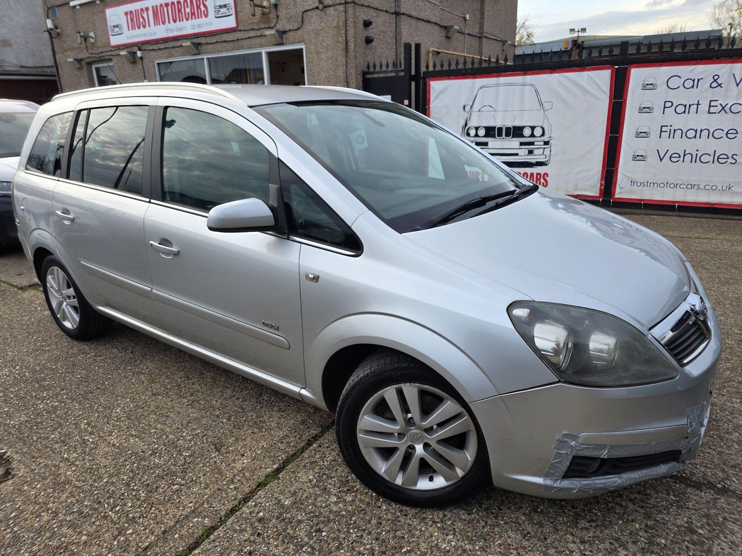 Used Vauxhall Zafira 2007 for sale - 76585264: Photo 1