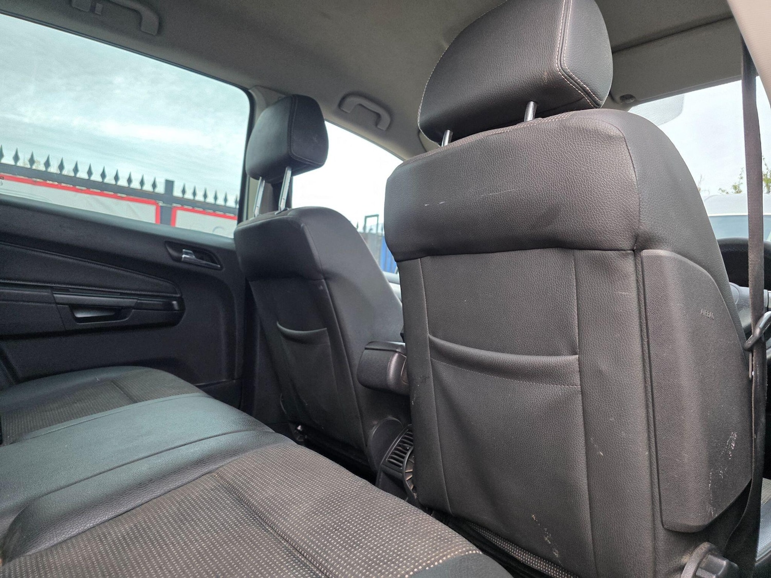 Used Vauxhall Zafira 2007 for sale - 76585264: Photo 21