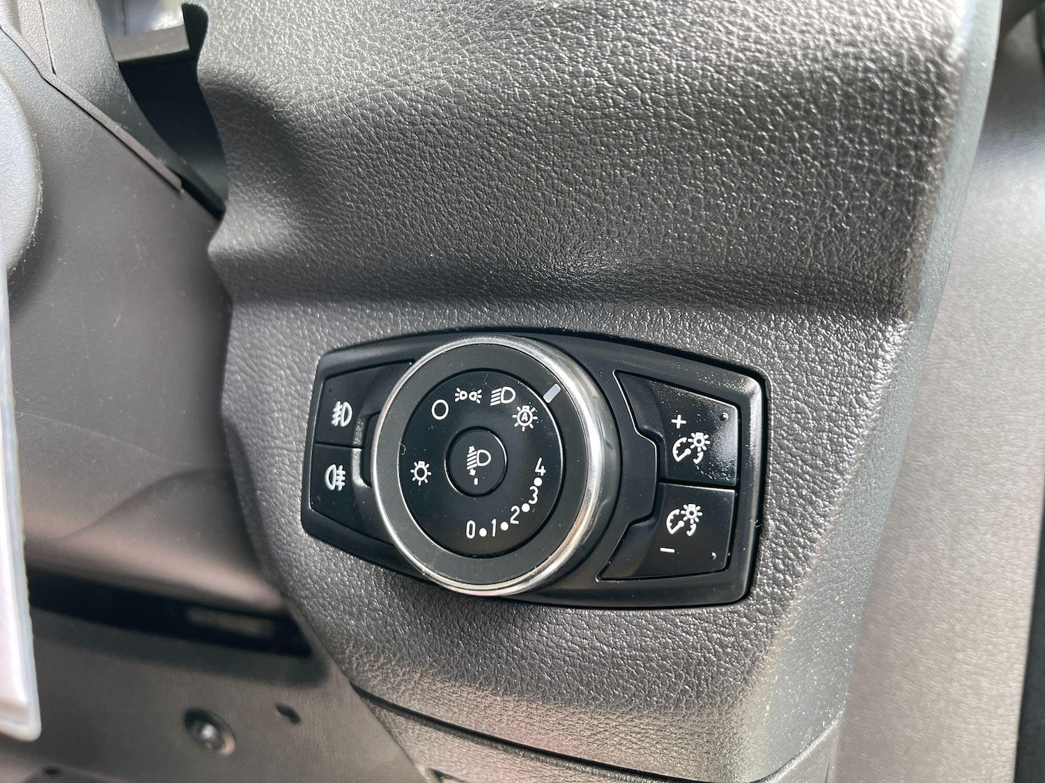 Used Ford Transit Courier 2018 for sale - 76991345: Photo 29