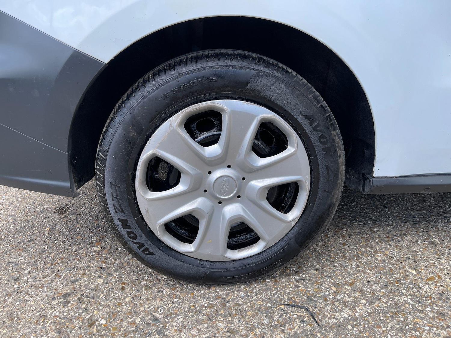 Used Ford Transit Courier 2018 for sale - 76991345: Photo 32