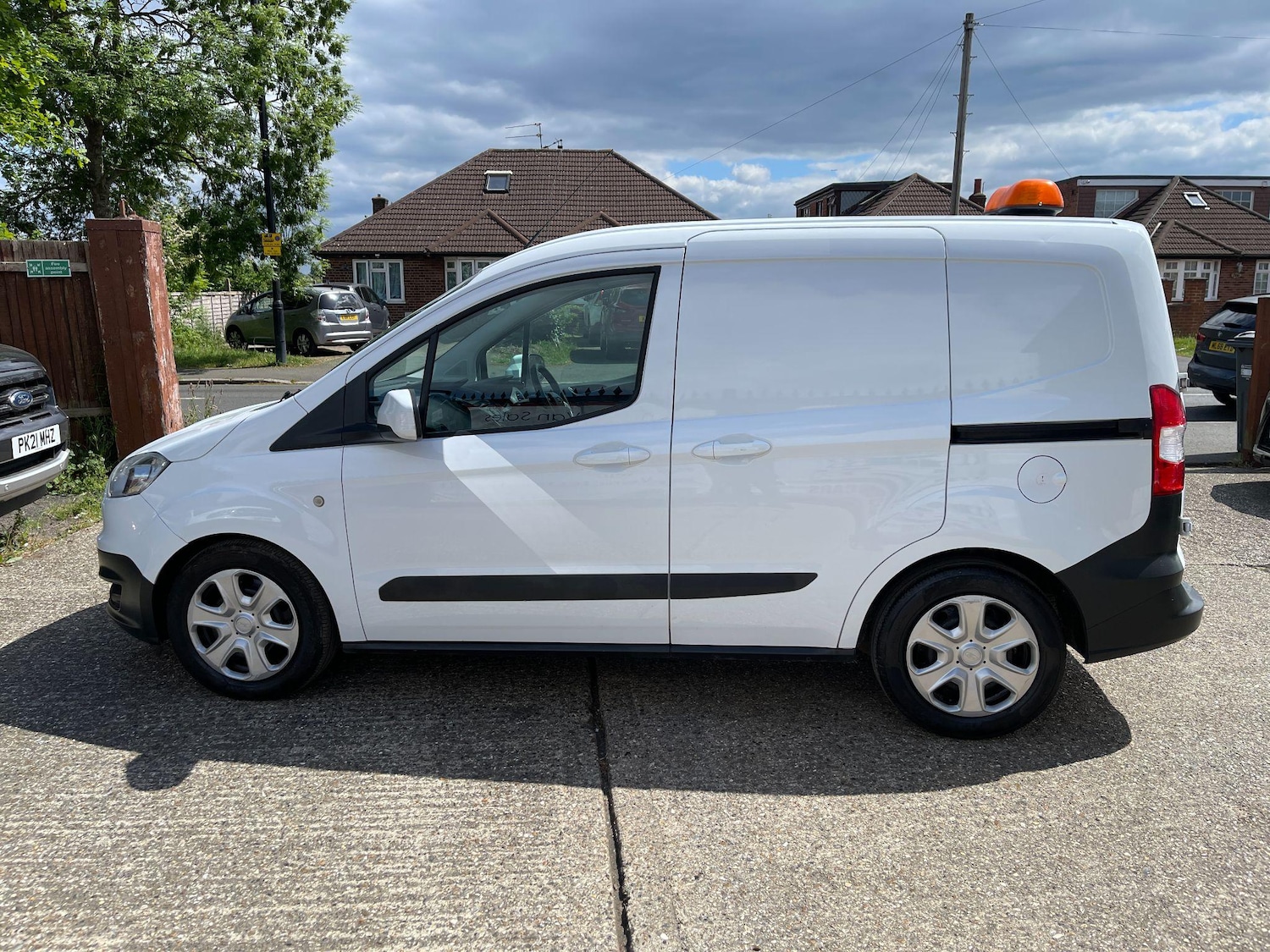 Used Ford Transit Courier 2018 for sale - 76991345: Photo 7