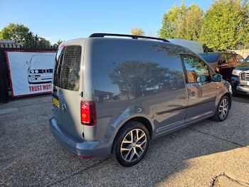 Used Volkswagen Caddy 2017 for sale - 76042110: Photo 3